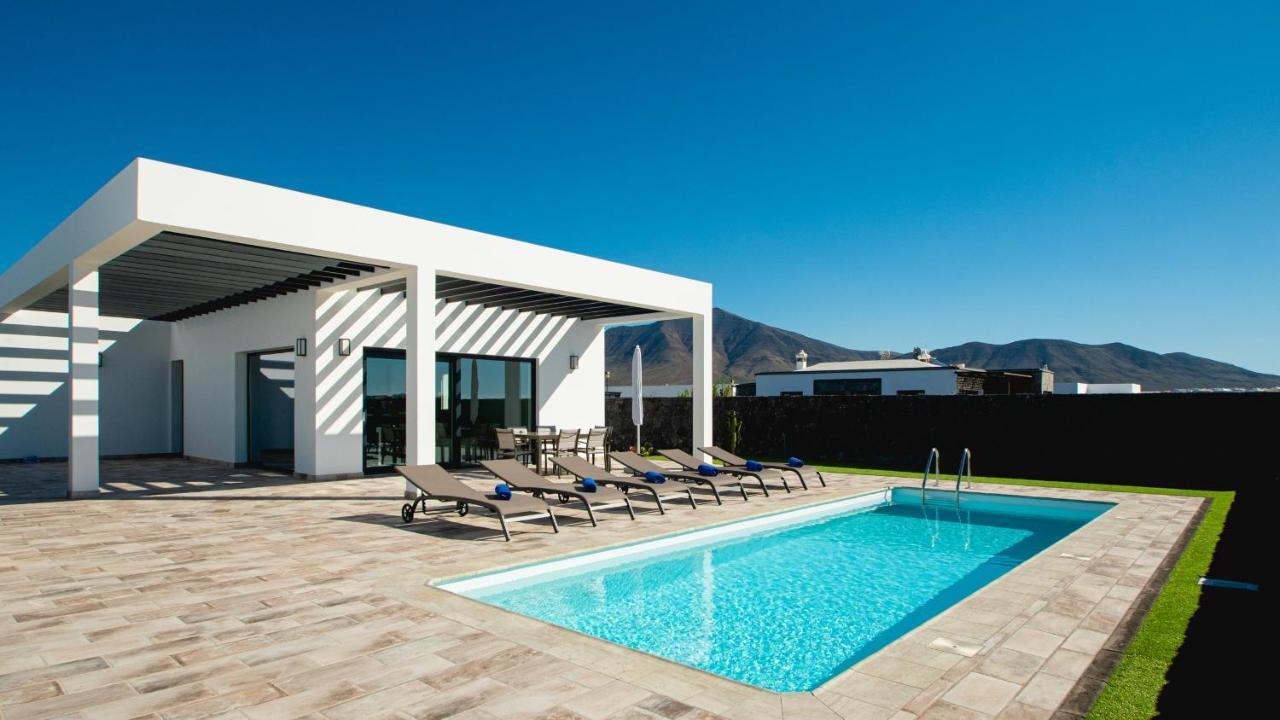 Blancazul Villa Gazmira Playa Blanca  Exterior photo